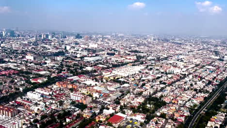 Toma-De-La-Ciudad-De-Mexico-Durante-El-Aterrizaje