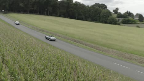 Coches-Antiguos-Conduciendo-Al-Circuito-Pau-arnos,-Francia