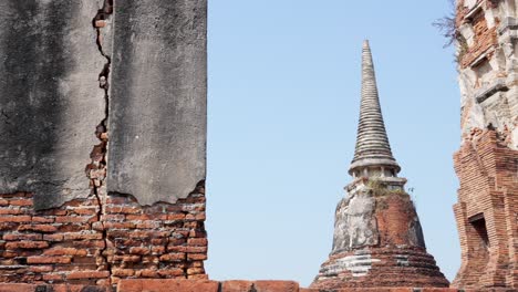 panning shot of thailand temple wat maha that ว ดมหาธาต ayutthaya