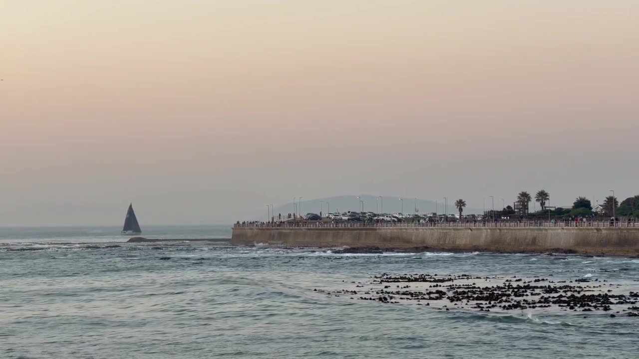 Passeggiata di Sea Point al crepuscolo.