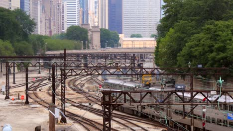 trens no centro de chicago