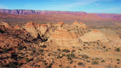 Imágenes-Lentas-De-Drones-Volando-Sobre-El-Desierto-En-Los-Estados-Unidos-De-América