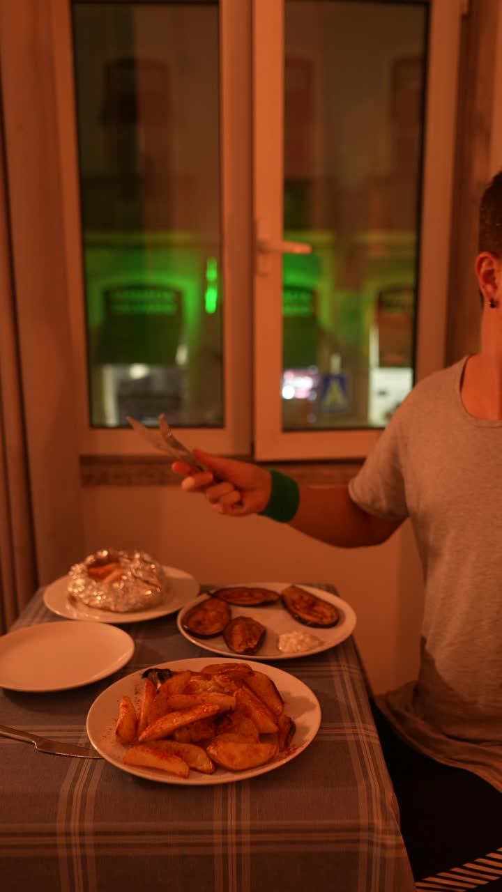 cena con vista a la ciudad