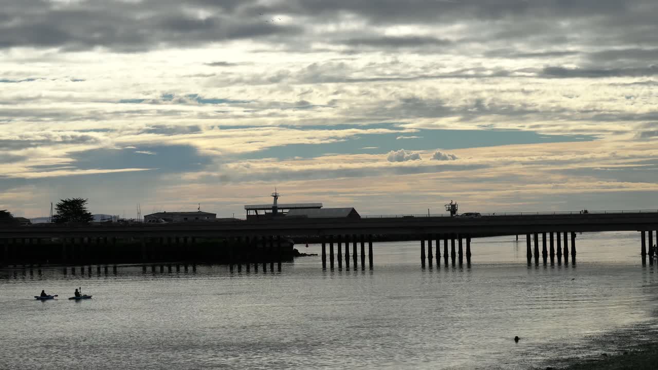 kayaking moss landing elkhorn slough en monterey, california