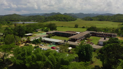 Drone-Orbits-Right-over-Building-in-Jamaica