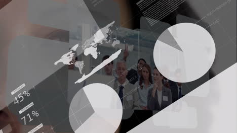 animación de datos financieros sobre el ojo de la mujer y diversos empresarios en pantallas