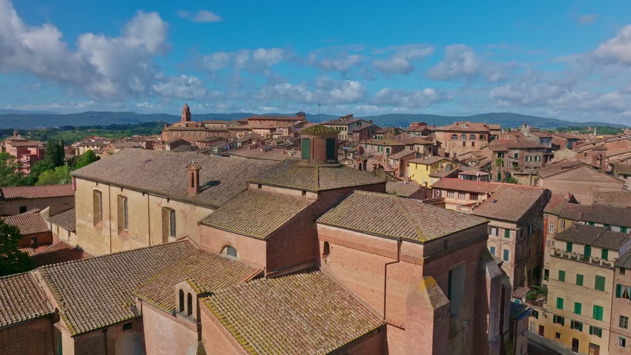 Sorvolo aereo sul Monastero di San