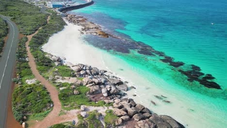 cape leeuwin coastline beach with white sand and paradise crystal waters