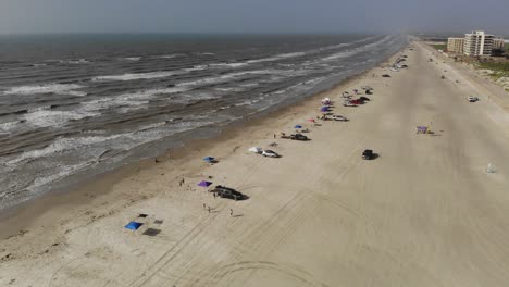 Ascendente-Por-Encima-De-La-Vista-Diagonal-Del-Océano-Y-La-Playa