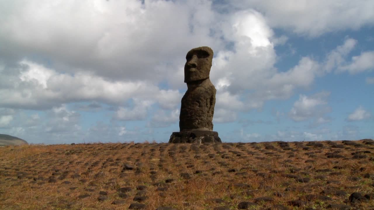 lapso de tiempo de las estatuas místicas de la isla de pascua 3