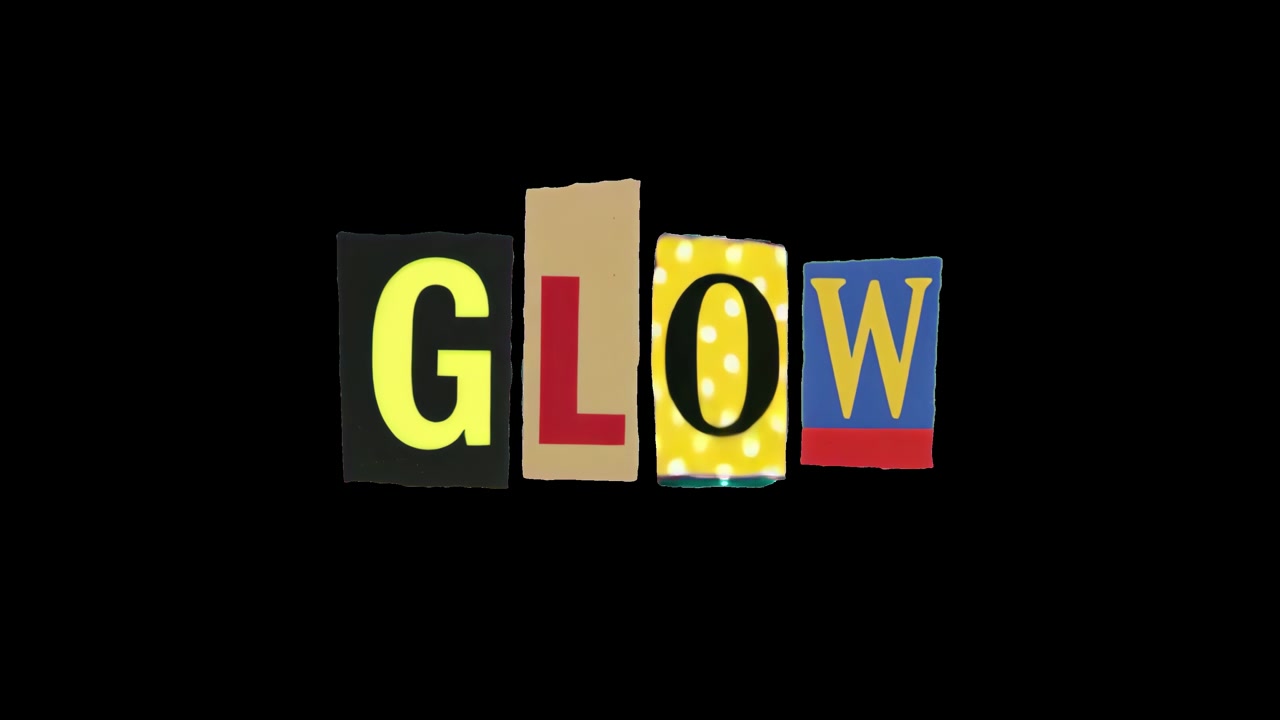 Animation en stop motion du mot Glow avec des lettres changeantes
