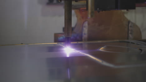 cutting of thin steel sheet by plasma