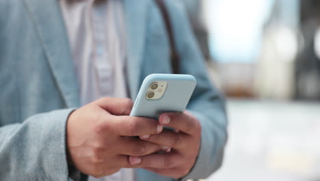 Business-person,-hands-and-cellphone-in-city