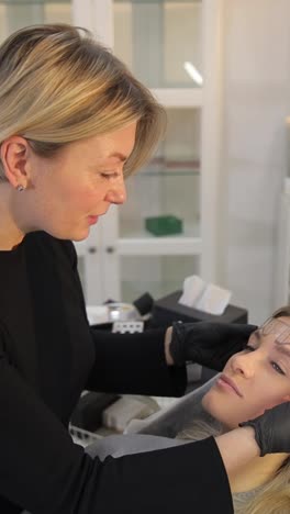 eyebrow tattoo procedure