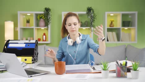 Cheerful-and-fun-home-office-worker.