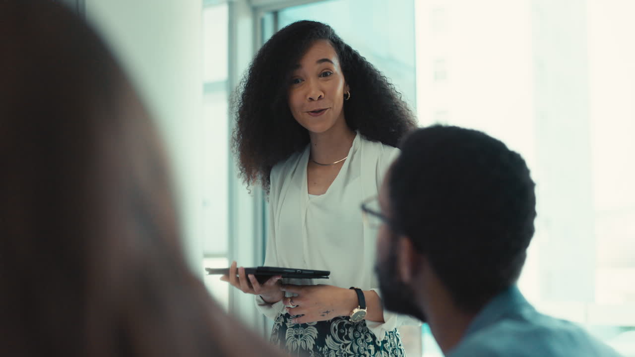 Riunione di lavoro, collaborazione del team leader