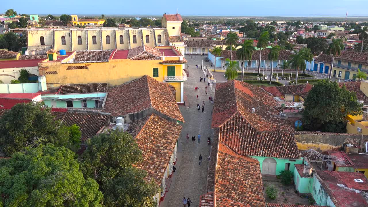 기이하고 매력적인 도시 트리니다드 쿠바의 아름다운 일출 또는 일몰 전망