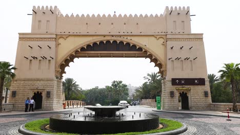 fountain and archway at souk madinat jumeirah