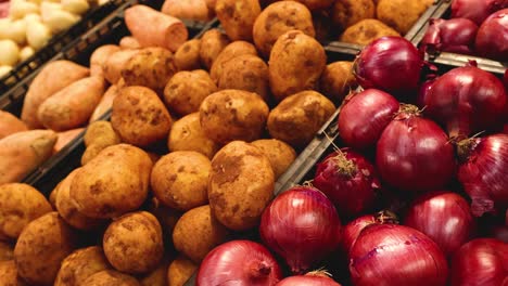 onions and potatoes at melbourne market