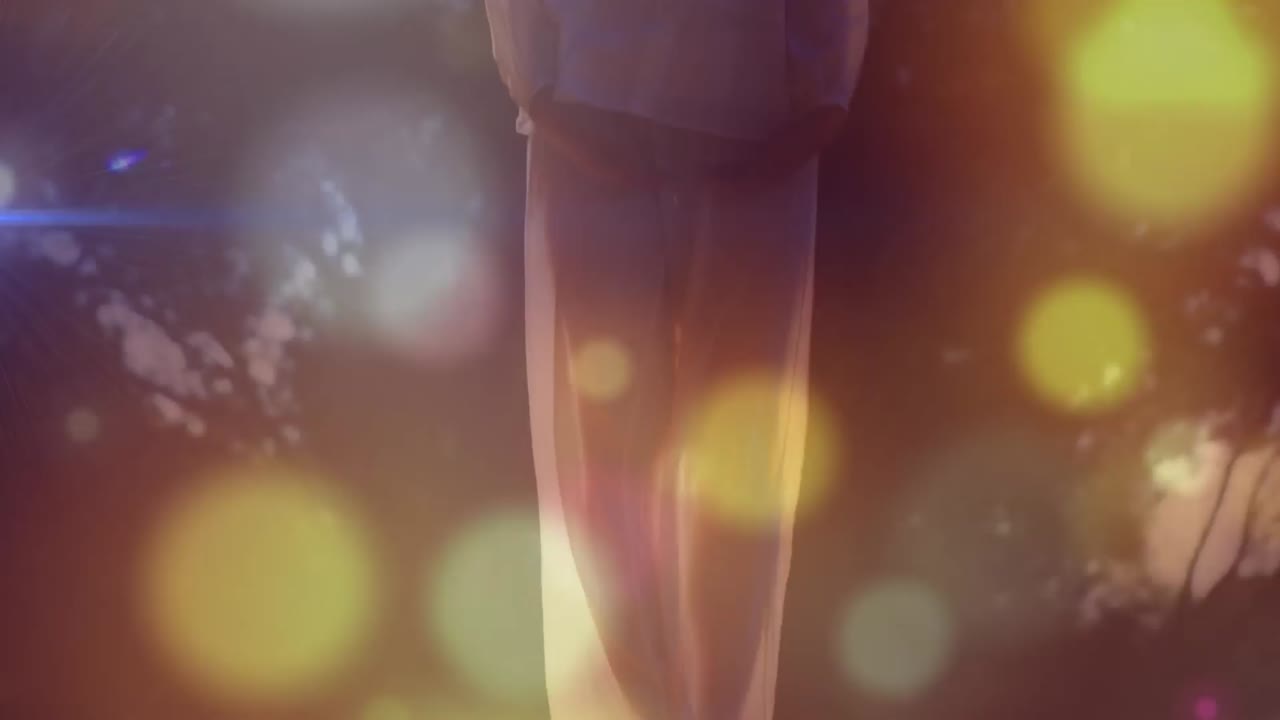 animación de puntos de luz sobre mujer caucásica haciendo yoga