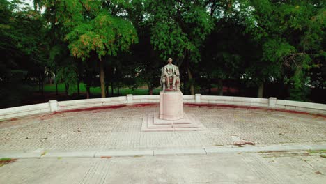 Antena-Del-Monumento-A-Abraham-Lincoln-En-El-Centro-De-Chicago,-Illinois