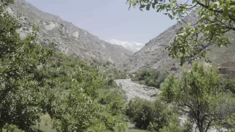 Thriving-foliage-in-deadly-valley-of-Panshir,-static-view