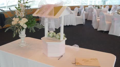 foto de props - accesorios para una boda
