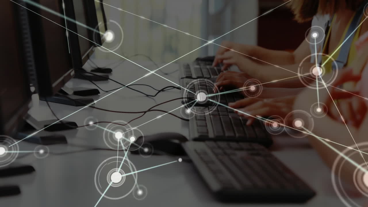 컴퓨터를 사용하여 다양한 학생을 통해 연결 네트워크의 애니메이션