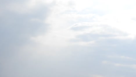 lapso de tiempo de formaciones de nubes, temporada de primavera, lluvioso