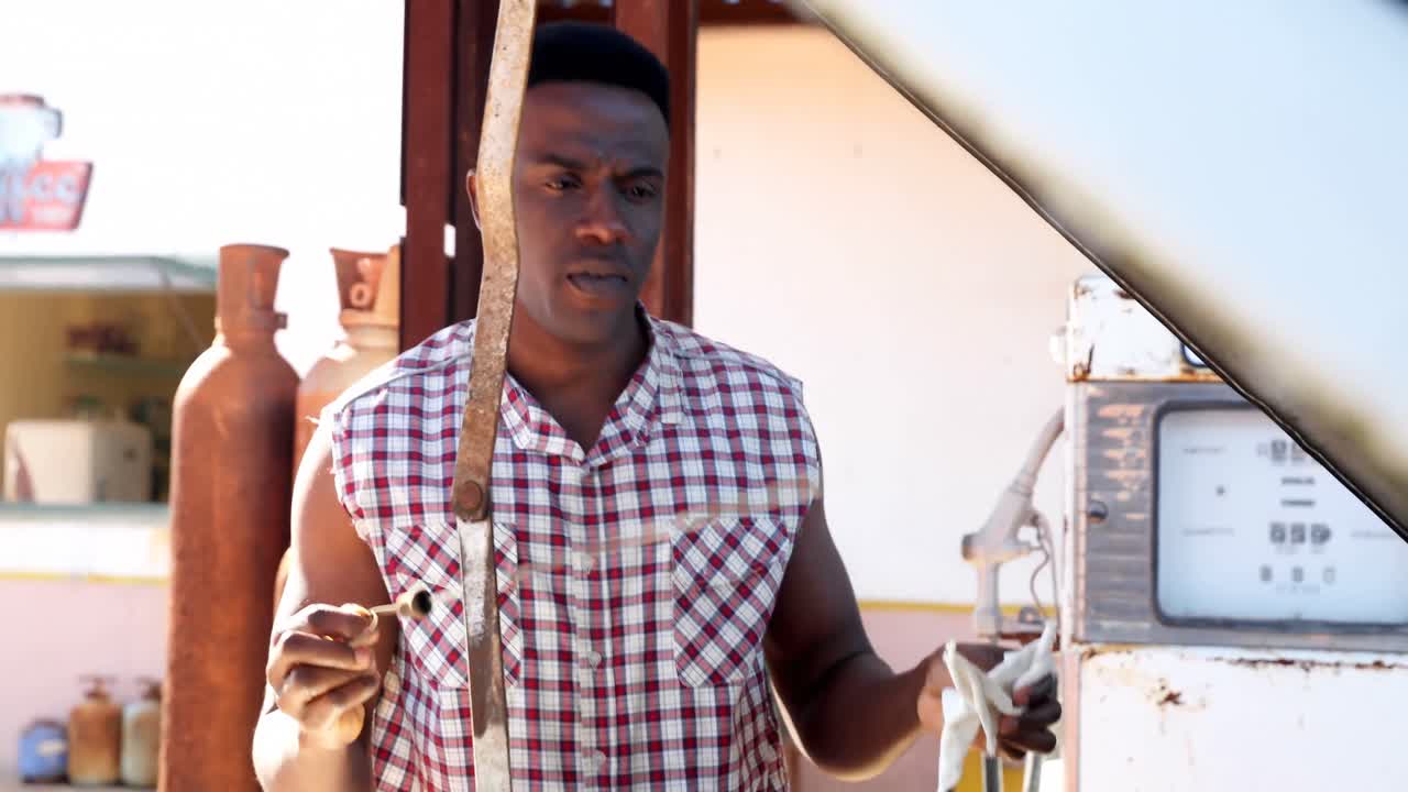 차를 수리하는 사람 4k