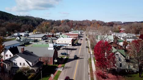 Aerial-Damascus-Virginia,-Damascus-Va-in-Fall,-Washington-County-Virginia