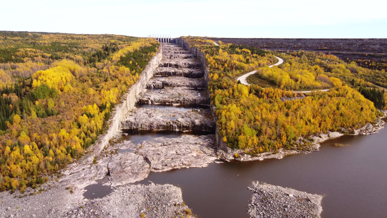 robert bourassa 수력 발전소 발전 시설 방수로 캐나다 퀘벡