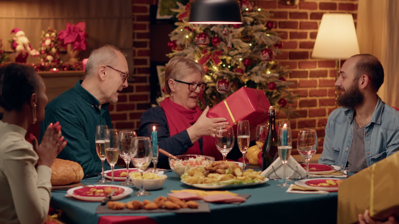 cena de navidad en familia