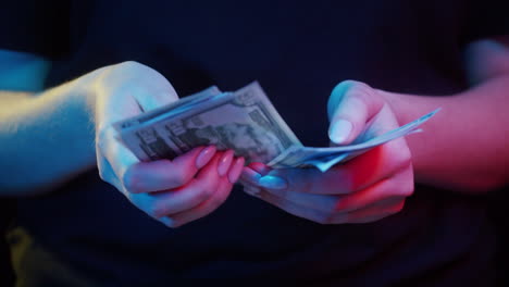 contar dinero