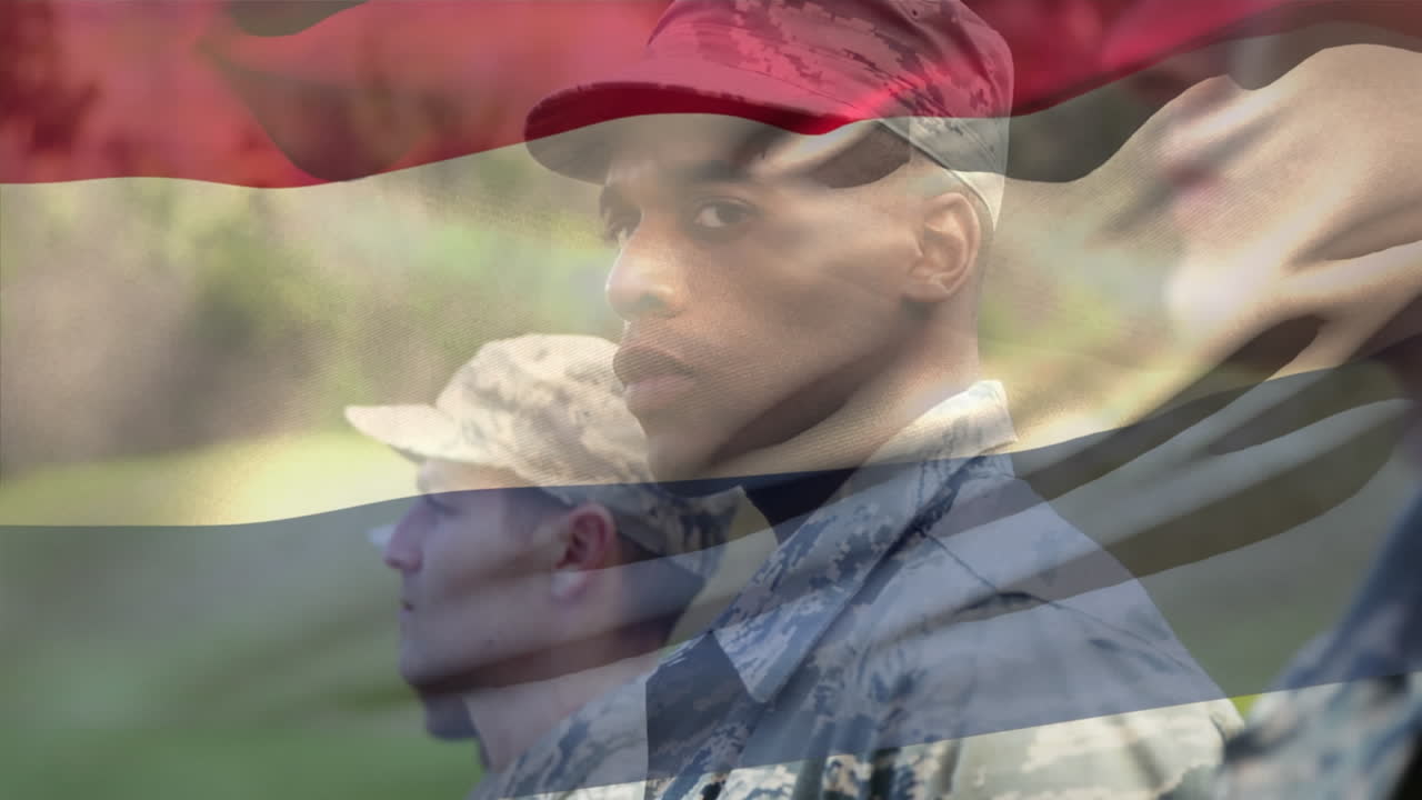 네덜란드의 발이 다양한 남성 군인들 위에 서있는 애니메이션