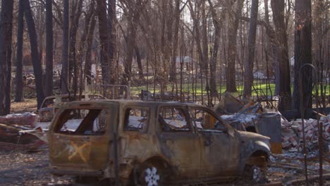 tomas de establecimiento de la destrucción del paraíso, california después del incendio del campamento 3