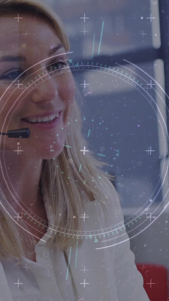 Animazione dell'elaborazione di dati finanziari su diverse persone che lavorano in ufficio