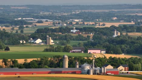 rolling hills of lancaster, pennsylvania