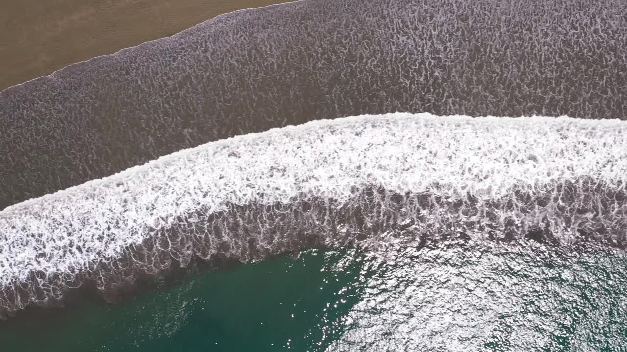 코스타리카 푼타 이슬리타 호텔 근처의 공중 드론 영상