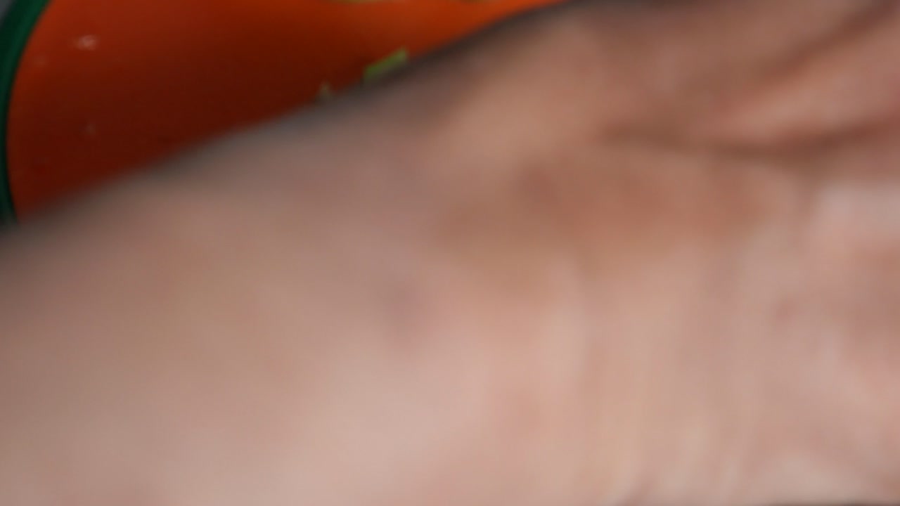 cortar el aguacate en cubos