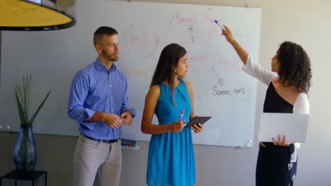 Business-colleagues-interacting-with-each-other-in-the-meeting-4k