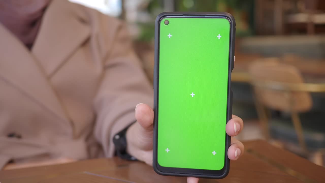 Smartphone with Green Screen