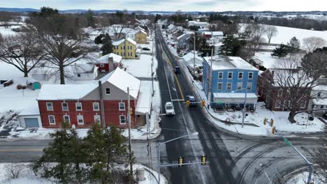 Lancaster-County-Pennsylvania-homes-at-intersection-with-traffic-light