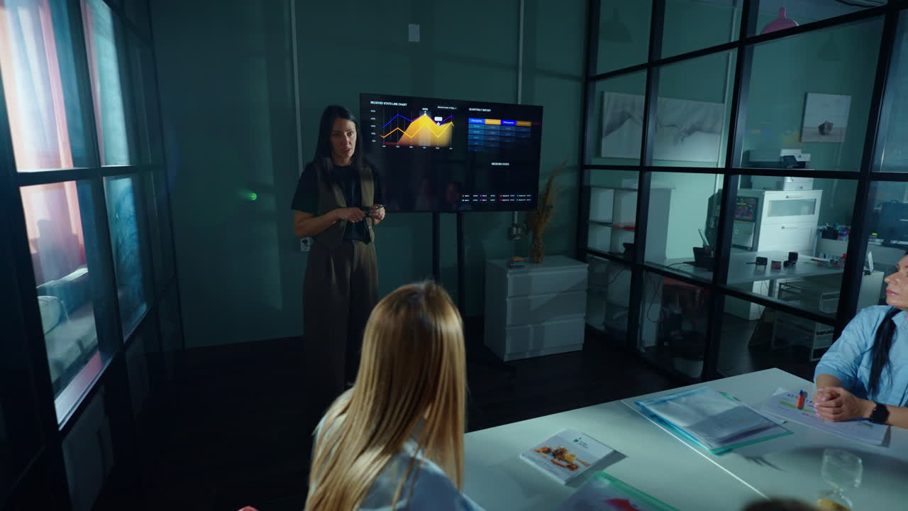 деловая встреча с презентацией