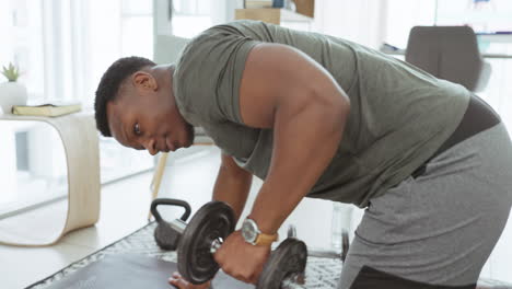 entrenador de fitness, transmisión y ejercicio del hombre negro