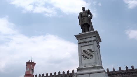 The-sculpture-of-General-Carlos-Pacheco-in-front-of-the-Palace-of-Cortes-in-Mexico