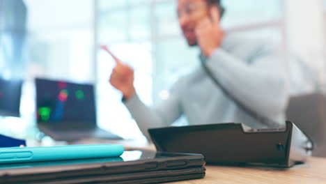 Telephone-bang,-stress-and-angry-businessman