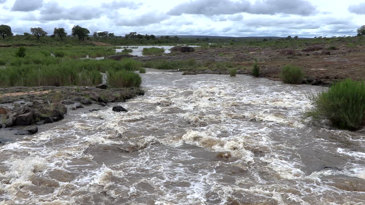 Sabie river flowing strongly in the Kruger National Park