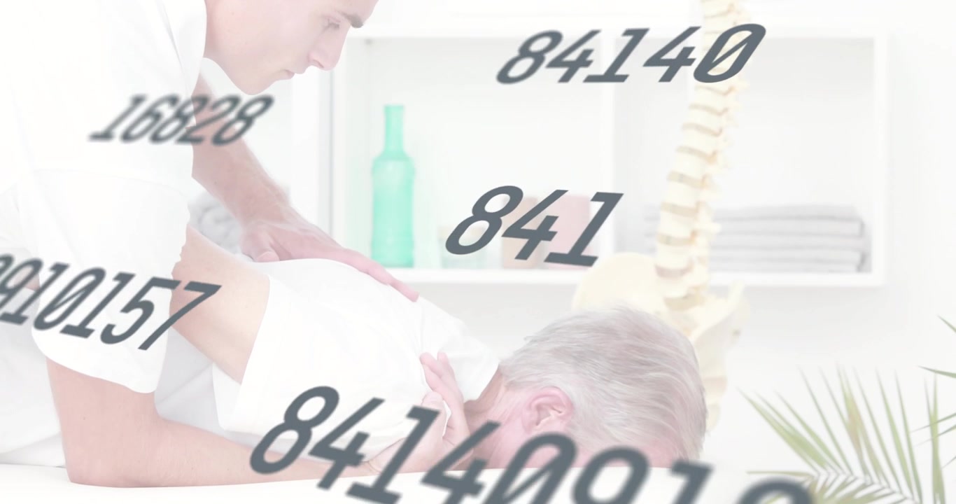 Números desvaneciéndose para revelar a un terapeuta aplicando ajustes de espalda en terapia para aliviar el dolor.