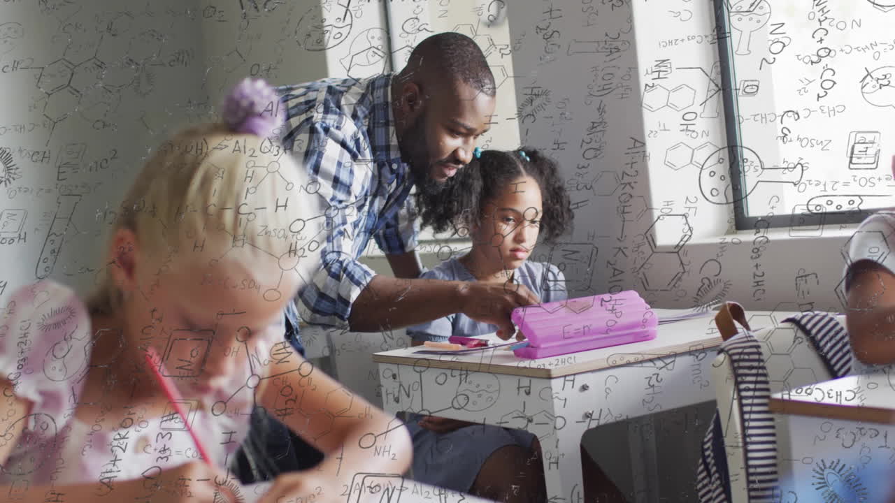 animación de la fórmula química sobre diversos escolares y maestros en el aula